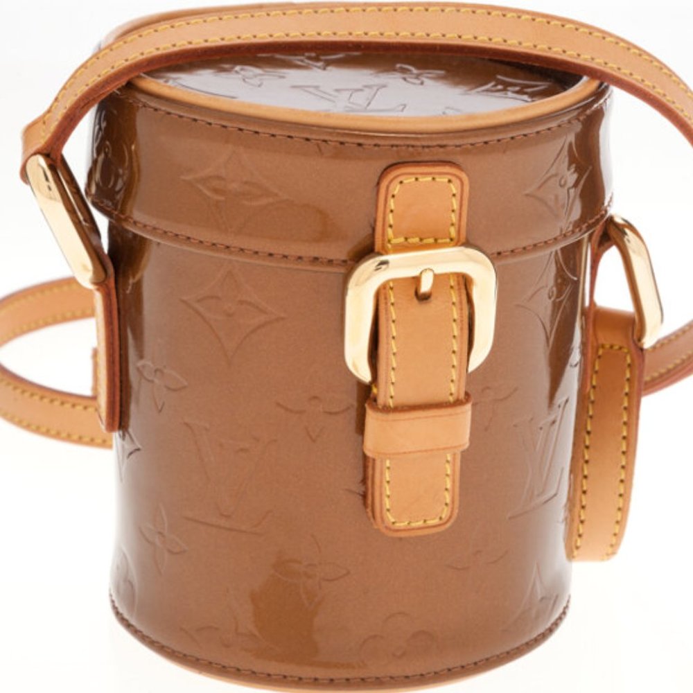 Authentic Louis Vuitton Monogram Vernis Astor Place Bag, 2000